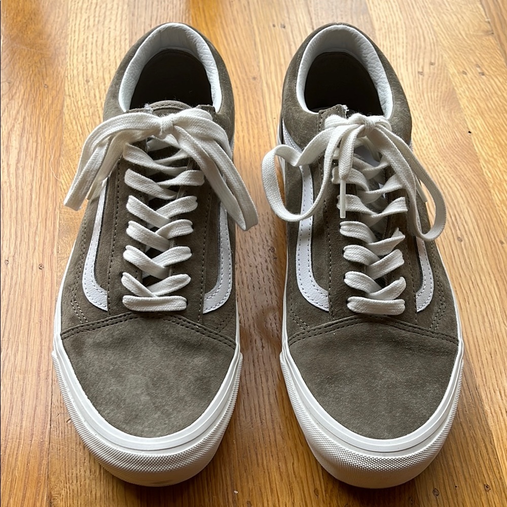 Premium Old Skool Sneakers